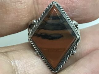 Old Pawn Navajo Stamped Sterling Silver Petrified Wood Ring (size 6.  5)