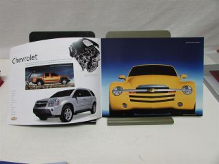 2005 GM Dealer Sales Brochure Set W/Case Corvette Hummer XLR Cobalt Full Line 05 7