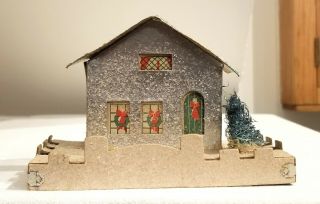 Silver Foil House,  With Green Roof.  Sponge Tree.  Usa.  1950s Village Scenes,  Putz