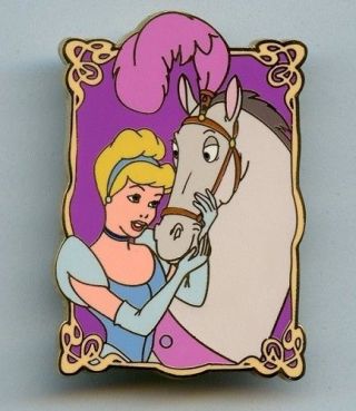 Da Disney Princess Cinderella & Horse From Carriage Coach Le Pin