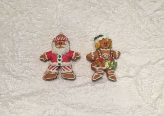 Hand - Painted Vintage 3 " Gingerbread Mr.  & Mrs.  Claus Matching Novelty Brooch Set