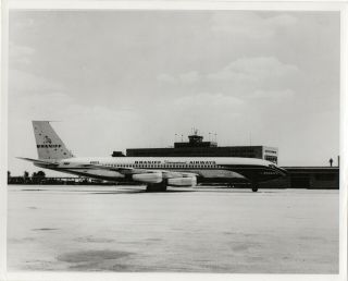 Large Vintage Photo - Braniff Int.  Boeing 707 N7073 At Buenos Aires