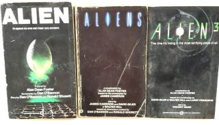 Alien Movie Series Paperback Book Set Of 3 - Well (m - 7456