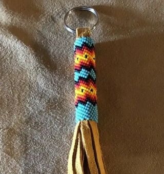 Totally Neat Native American Lakota Sioux Beaded Leather Keychain 2
