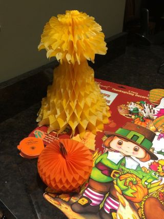 Vtg Beistle Creation Pumpkins Haystack Honeycomb Tissue Paper Thanksgiving Decor