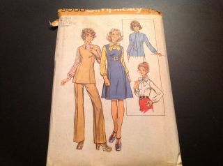 Vintage Simplicity 5096 Pattern For Women 