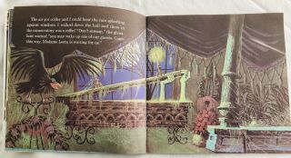 Haunted Mansion Vintage Read Along Classroom Edition Book.  Very Rare. 4