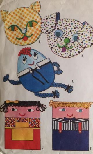 Vtg 1960s Mccalls 2461 Sewing Pattern Pillows Pajama Bags Dog Humpty Dumpty Cat