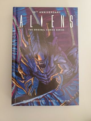 Aliens The Comic Series Dark Horse 30th Anniversary Loot Crate Hc Book