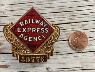 Obsolete Antique Railway Express Agency Hat Badge 40776 Red Enamel 9,