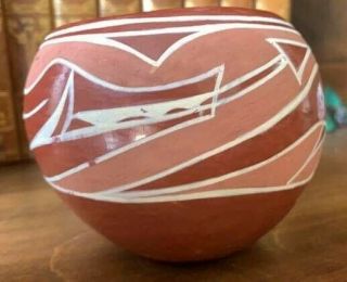 Santa Clara Red&white Pottery Signed By Native American Artist Adelaide Sisneros