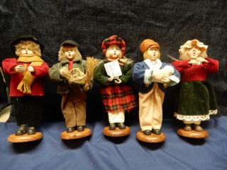 Vintage 5 Carolers Paper Mache (byer Style) 9 " Adorable Very Detailed Victorian