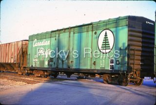 Slide Cp 84986 Box Car Canadian Pacific 1983 Action