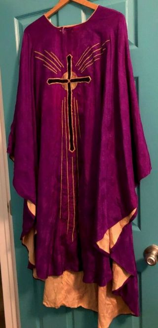 Gorgeous Vintage Catholic Priests Chasuble Purple Silk Brocade Chasuble