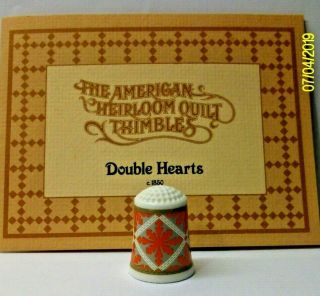 A Rare American Heirloom Quilt Bone China Thimble The - - Double Heart - -