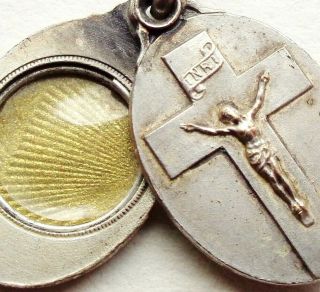 Crucifix Decors Antique Locket Medal Pendant With Message Inside