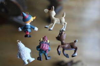 Five Rudolph the Red Nosed Reindeer Island of Misfit Toys Mini Ornaments 1.  5 