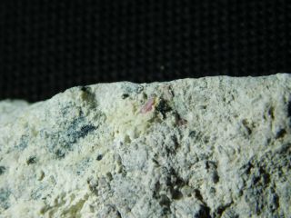 Two Little 100 NATURAL RED Emerald Bixbite or Red Beryl Crystal From Utah 19 e 4