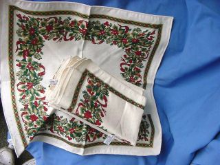 8 Cloth Christmas Napkins Holly/bow/pine Cones Sunweave Linen Brazil Victorian