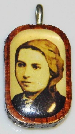 Interesting Wood Holy Medal St.  Bernadette Soubirous Photo Our Lady Of Lourdes