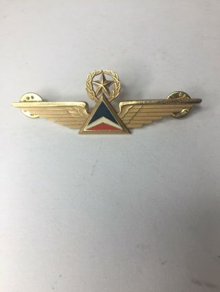 Delta Airlines Pilot Captain Wings Badge Pin Gold Tone Metal Enamel 3 1/4 Inch