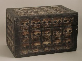 Vtg Rustic Carved Wood Skull Chest Box - 10 " - Day Of The Dead Mexican Folk Art