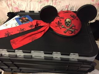 Mickey Mouse Ears Pirates Of Carribean Movie Premier Collectible Vip Guess Pass