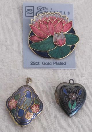 3 ENAMEL & Cloisonne Items - Gold Plated WATER LILY PIN - CLOISONNE PENDANTS 3
