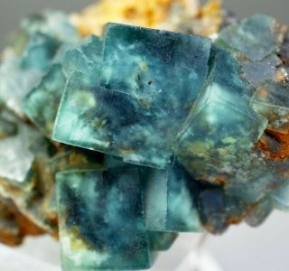 RARE TURQUOISE COLOR ZONED FLUORITE Crystal From Yaogangxian Mine,  China 5