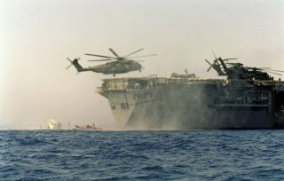 Us Navy Usn Ch - 53e Helicopter Lands On Uss Inchon (mcs - 12) Af 8x12 Photograph