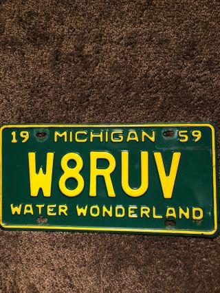 1959 Michigan Ham Radio License Plate W8ruv