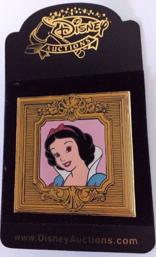 Disney Pin Snow White In Glided Gold Frame Pin