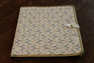 Vintage Boye Needle Master Jr Knitting Kit Gold Grey Case Perfect