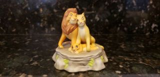 Rare - Disney Lion King Ceramic Figurine With Music Box (plays " Circle Of Life ")