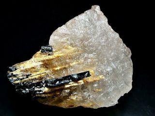 MINERALS : GOLDEN RUTILE CRYSTALS WITH HEMATITE CRYSTALS IN QUARTZ FROM BRAZIL 3