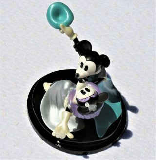 Disney Enesco Steppin Out Mickey 