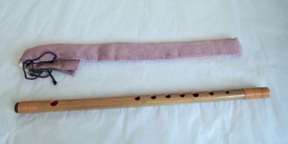 43.  2cm (17 ") Japanese Bamboo Flute " Shinobue " Signed Chikuma With Cloth Sack