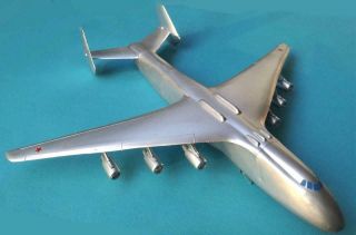 Soviet Antonov An - 225 Mriya 1:300 China Cold War Aircraft Recognition Model 