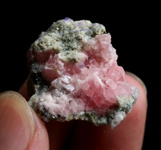 17.  5g Rare Natural Rhodochrosite Crystal Mineral Specimens