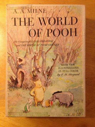 A.  A.  Milne Vintage 1957 Box Set Of The World Of Pooh Books (2) Illustrated