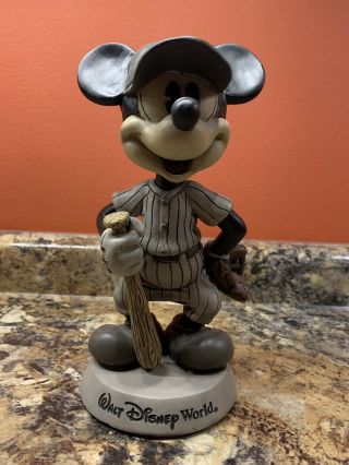 Rare Walt Disney World Mickey Mouse Baseball Bobblehead