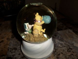 Classic Disney Winnie The Pooh Musical Snowglobe (pooh With Piglet & Honey Pot)