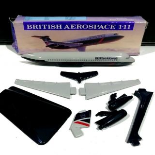 Wooster 114 British Airways Landor Bac 111 (1 - 11) Plastic Model Plane Flugzeug