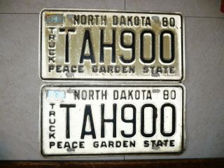 1980 North Dakota Truck License Plates Set With 1986 Sticker Tah900