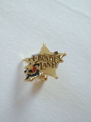 Retired Vintage Walt Disney Frontierland Pete Enamel Sheriff Star Pin 30th Anniv