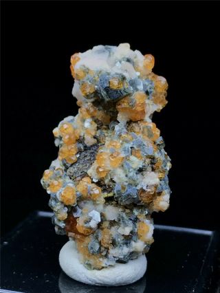 8.  2g Natural Red Spessartine Garnet Fenda Quartz Crystal Rough Mineral Specimens