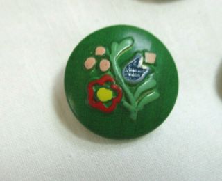 Set Of 4 Vegetable Ivory Buttons Green W/ Flowers Motif Nos