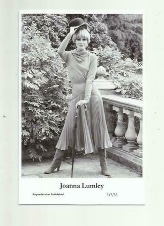 N494) Joanna Lumley Swiftsure (347/53) Photo Postcard Film Star Pin Up Glamor