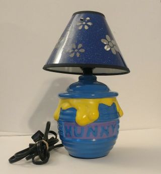Vintage Winnie The Pooh Hunny Pot Storytime Lamp - Collectable