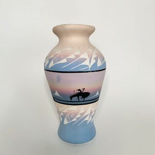Vtg Native American Indian Pottery Southwest Vase Navajo Signed Dine Horse